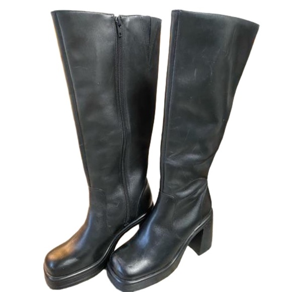 Steve Madden Fanatik Black Leather Platform Boots - NWOT - Picture 2 of 4